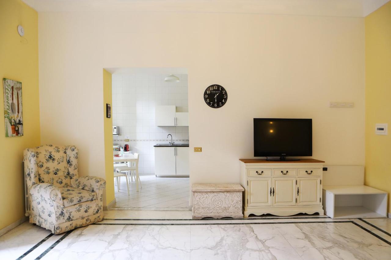 Piazza Dante Suites By Wonderful Italy Naples Exterior photo