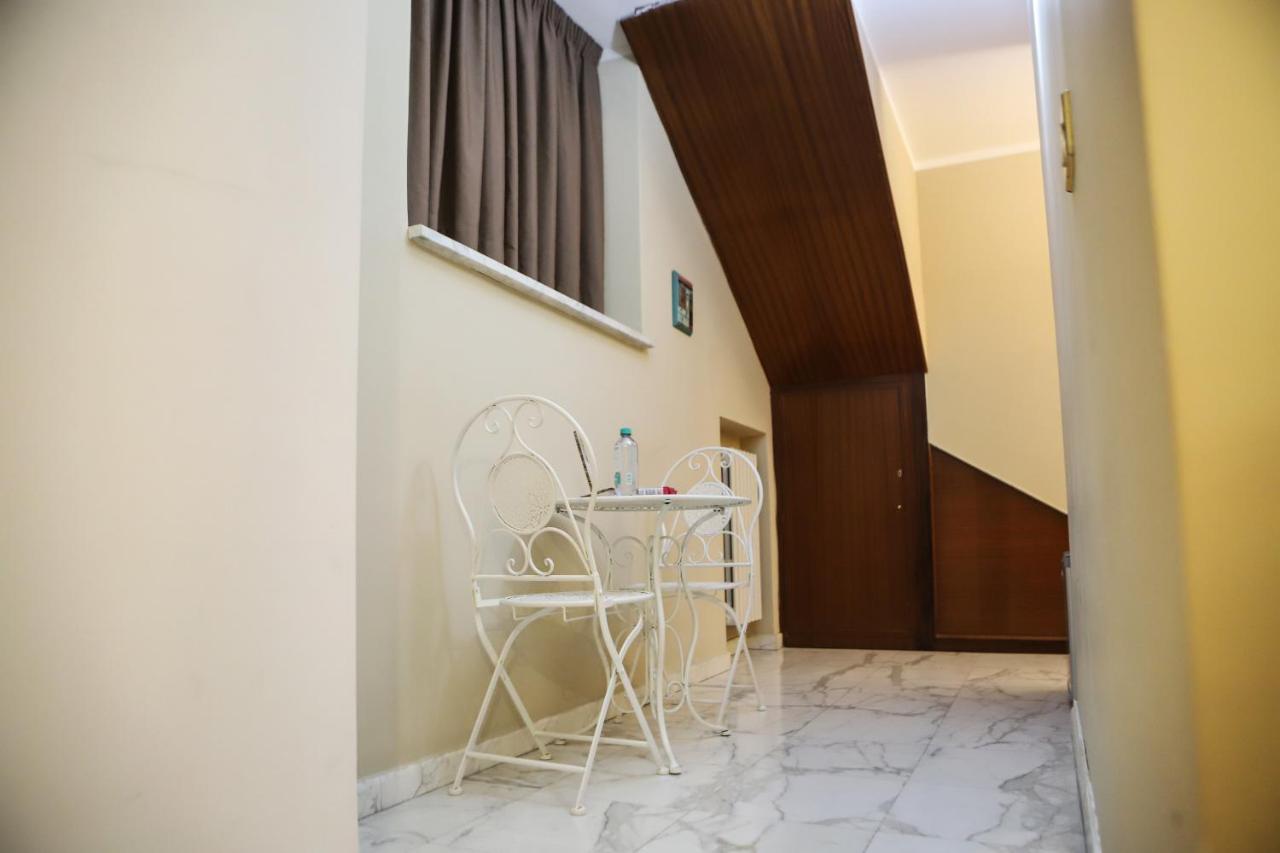 Piazza Dante Suites By Wonderful Italy Naples Exterior photo